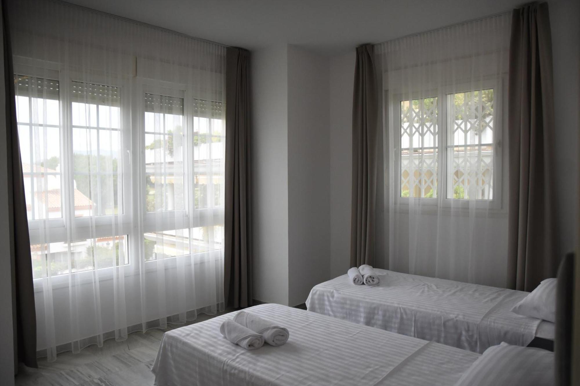 Mimosas Penthouse Cabopino Appartement *